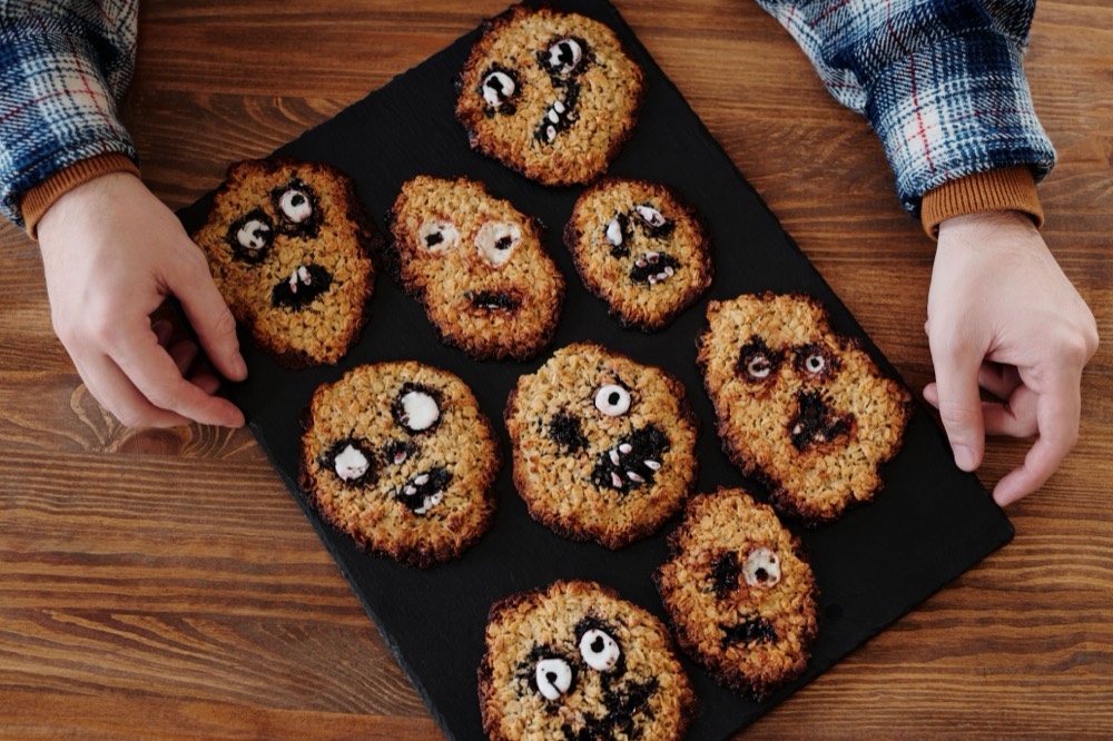 Cookie decorating — an entry submitted to a STU league, rated 9.1 out of 10