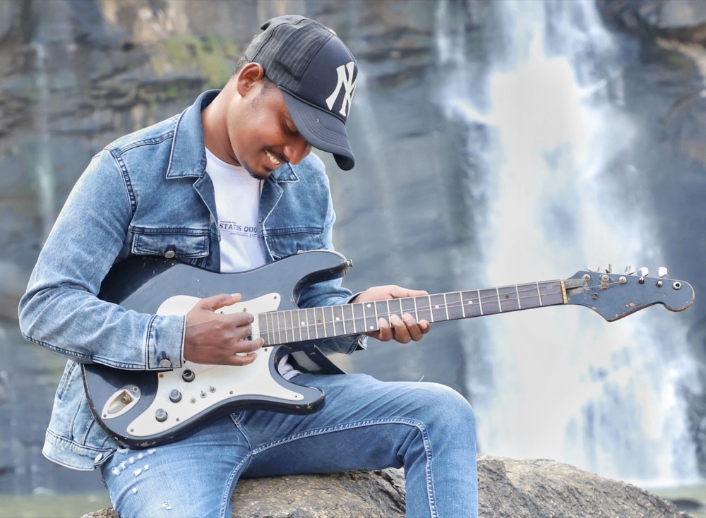 Indie guitar — an entry submitted to a STU league, rated 9.0 out of 10